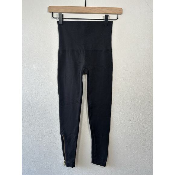 Spanx Leggings Womens Small Black Look At Me Now Seamless Side Zip Ankle - Picture 2 of 7